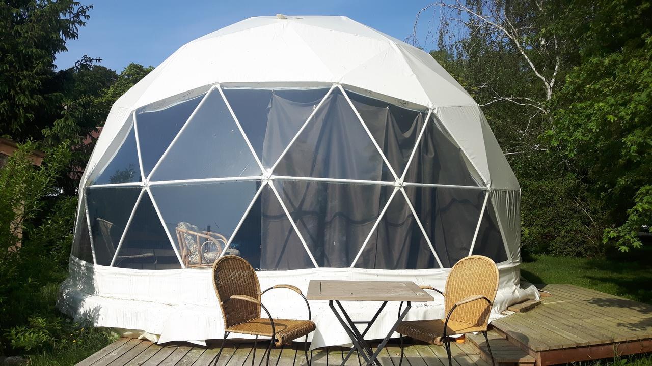 מלון נובה וארפנו Glamping Podgrodzie מראה חיצוני תמונה