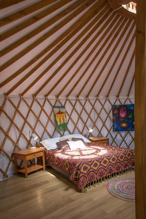 מלון נובה וארפנו Glamping Podgrodzie מראה חיצוני תמונה